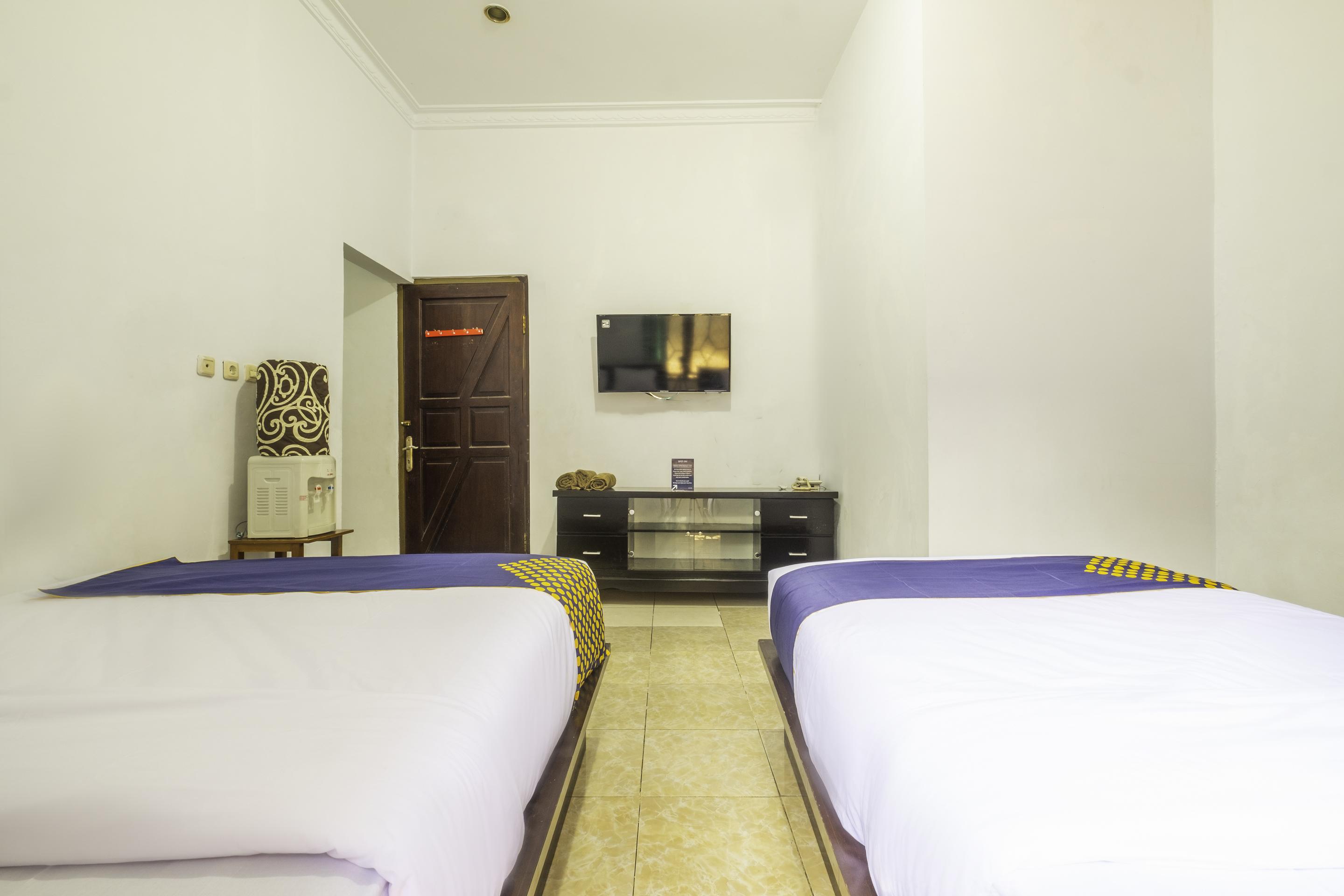 Spot On 2395 Hotel Aden 2 Syariah Tasikmalaya Ngoại thất bức ảnh