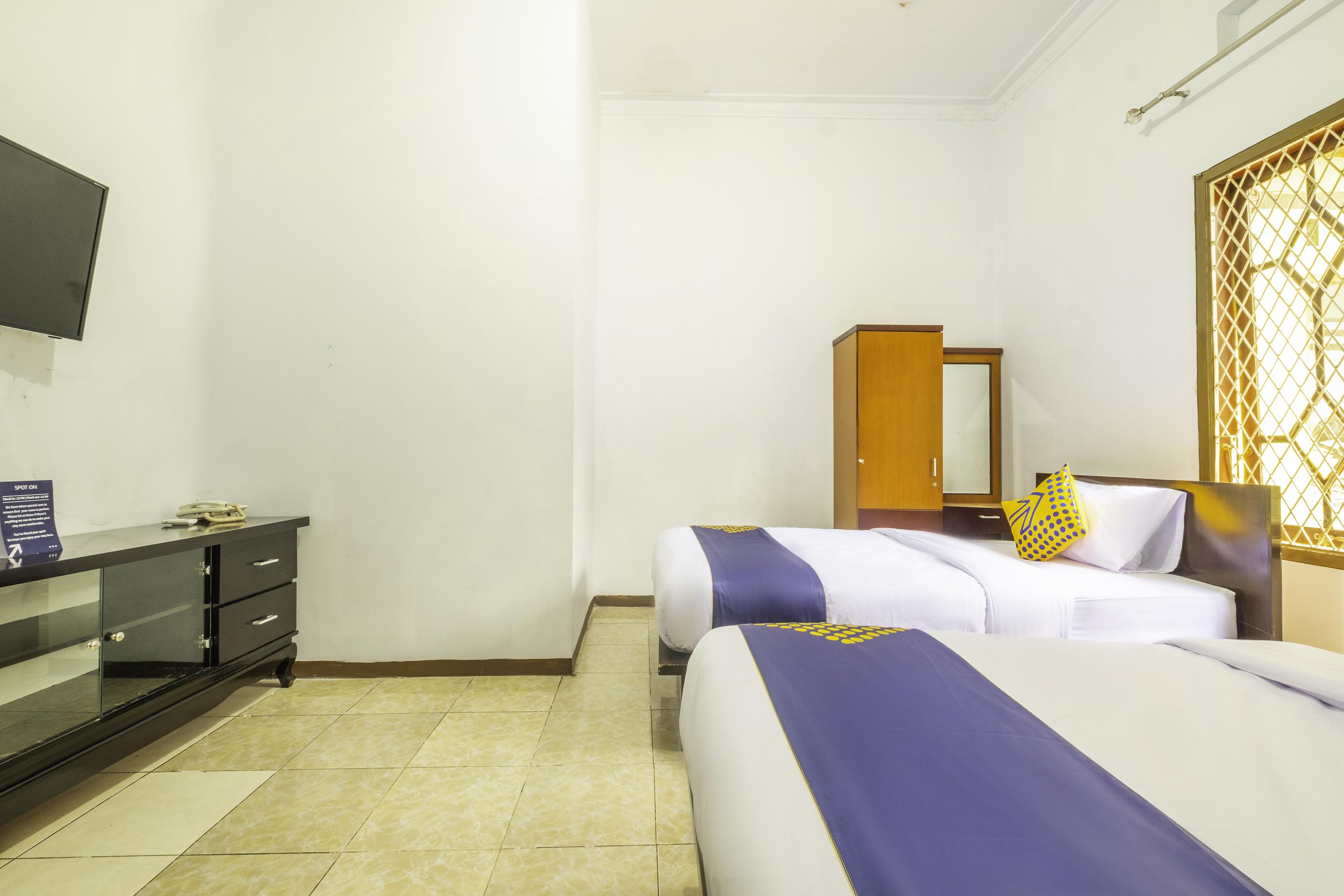 Spot On 2395 Hotel Aden 2 Syariah Tasikmalaya Ngoại thất bức ảnh