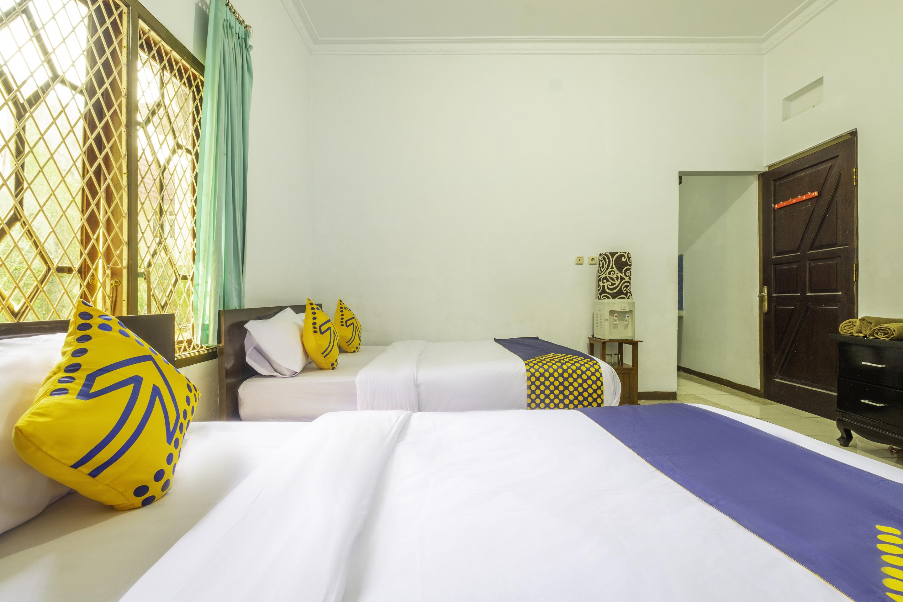 Spot On 2395 Hotel Aden 2 Syariah Tasikmalaya Ngoại thất bức ảnh