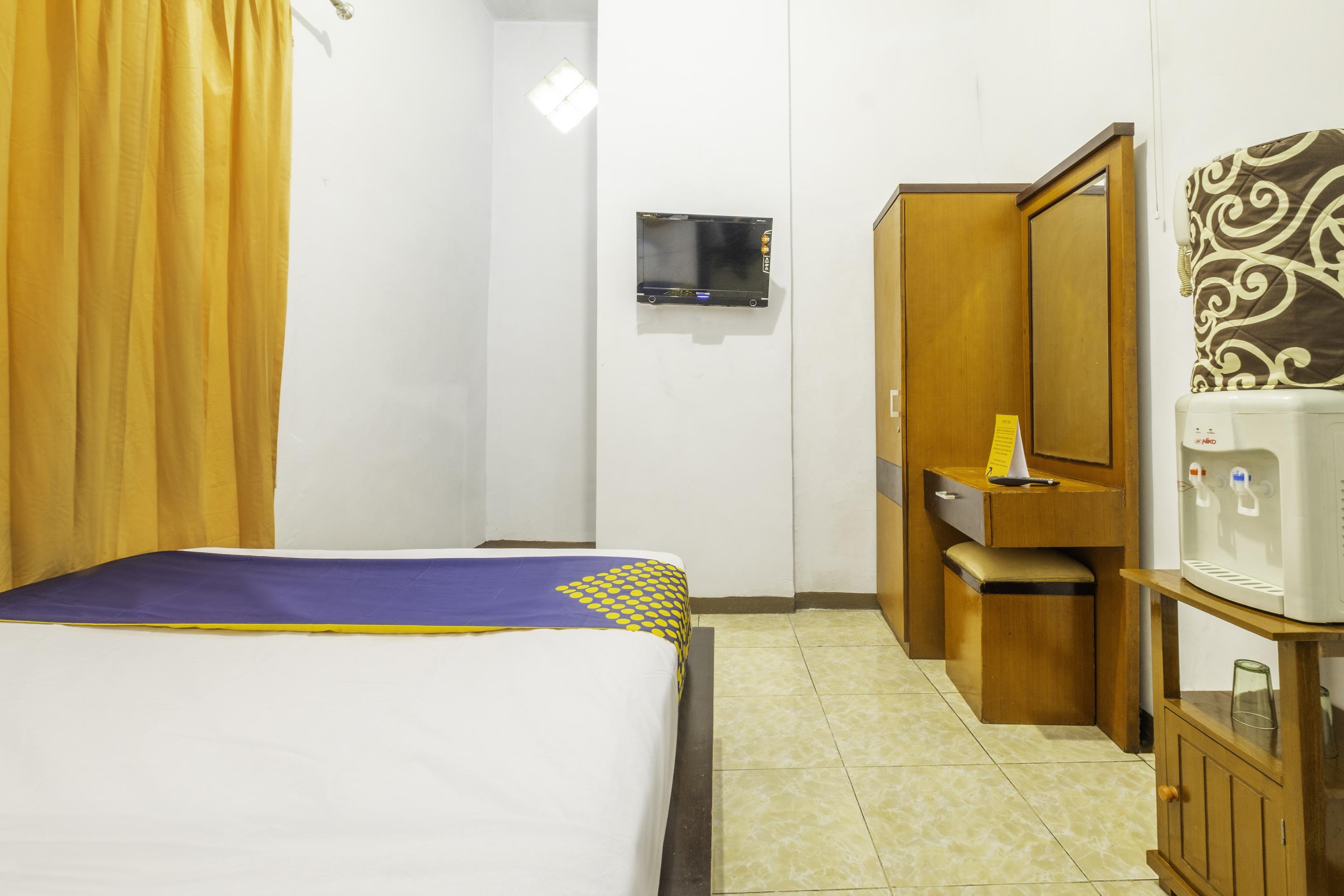Spot On 2395 Hotel Aden 2 Syariah Tasikmalaya Ngoại thất bức ảnh