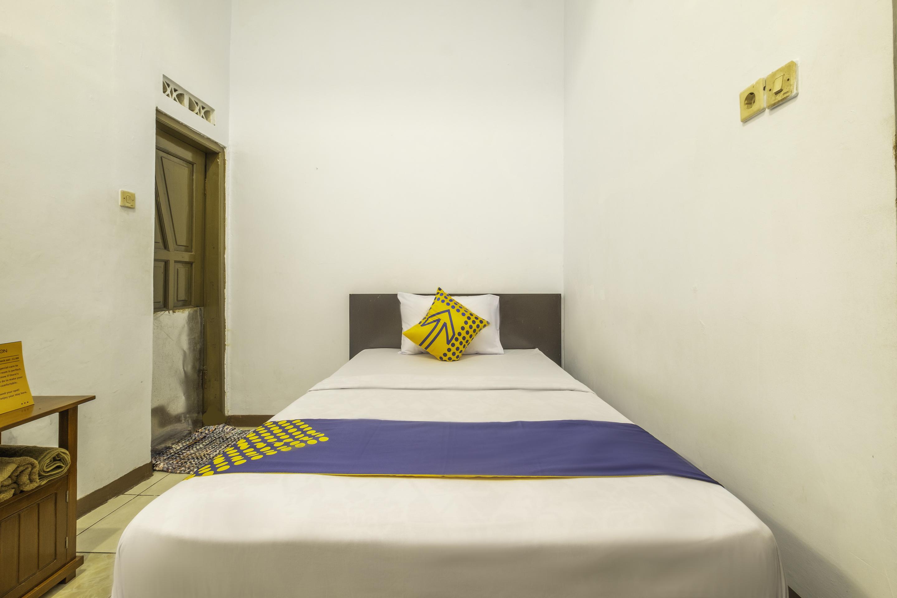 Spot On 2395 Hotel Aden 2 Syariah Tasikmalaya Ngoại thất bức ảnh