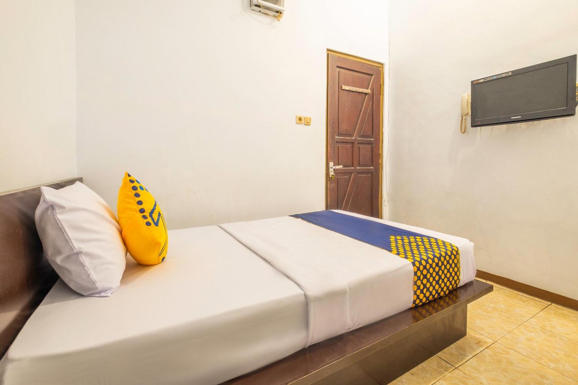 Spot On 2395 Hotel Aden 2 Syariah Tasikmalaya Ngoại thất bức ảnh