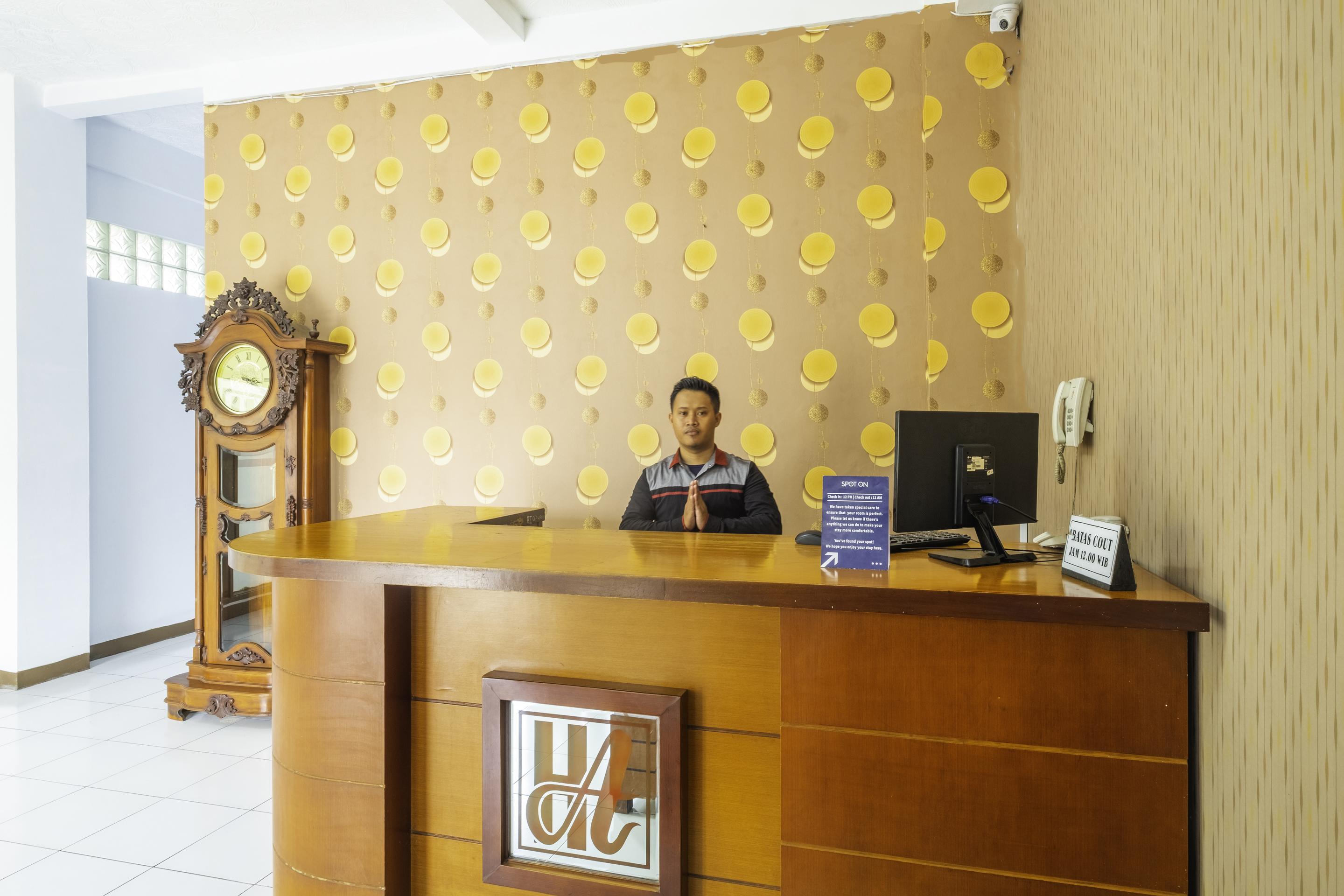 Spot On 2395 Hotel Aden 2 Syariah Tasikmalaya Ngoại thất bức ảnh