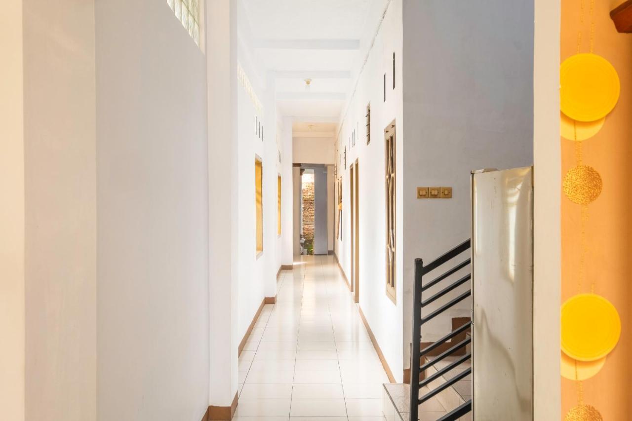 Spot On 2395 Hotel Aden 2 Syariah Tasikmalaya Ngoại thất bức ảnh